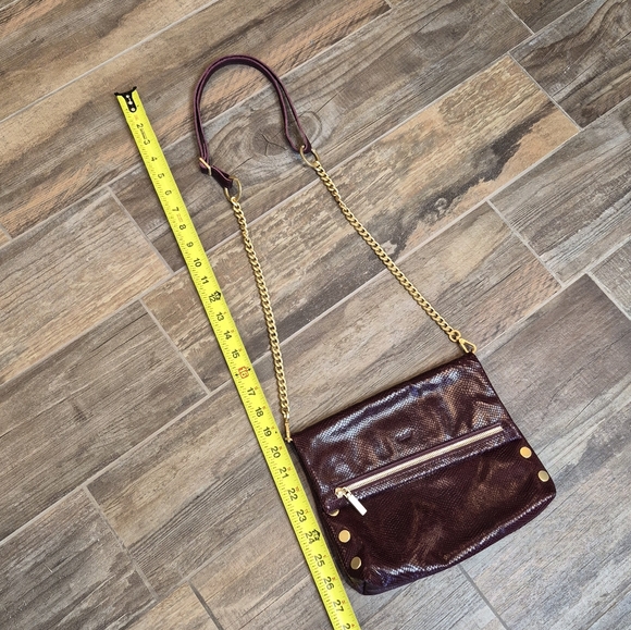 Rare Hammitt VIP Medium Bag Red Wine Burgundy Snake Brushed Gold Hardware - Picture 16 of 16